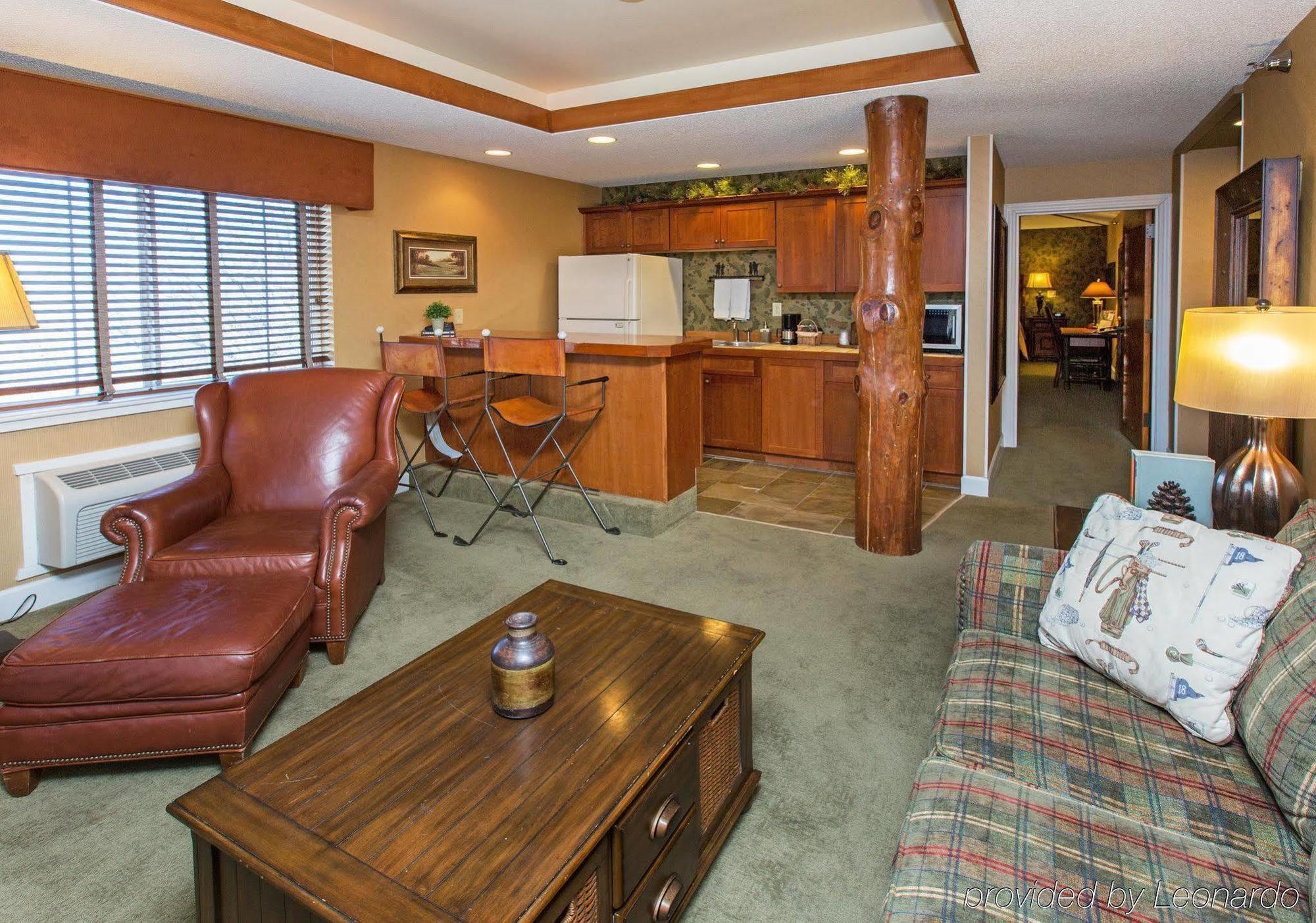 Stoney Creek Hotel Des Moines - Johnston Екстериор снимка